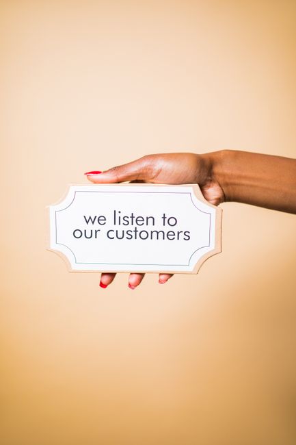 Customer feedback surveys for churn reduction