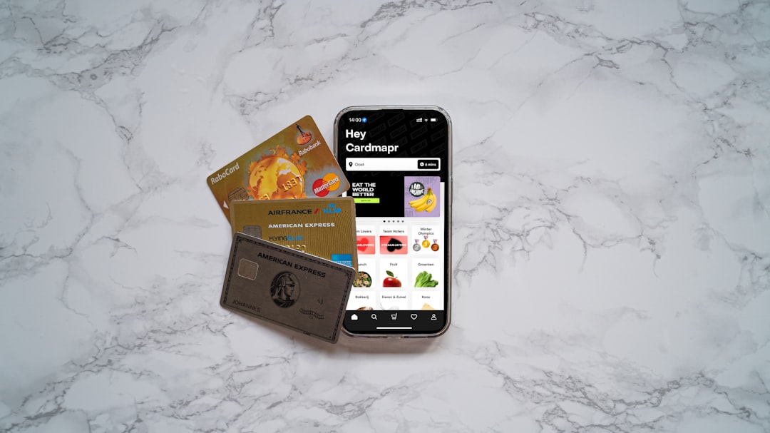 Cash rewards vs discounts for referrals