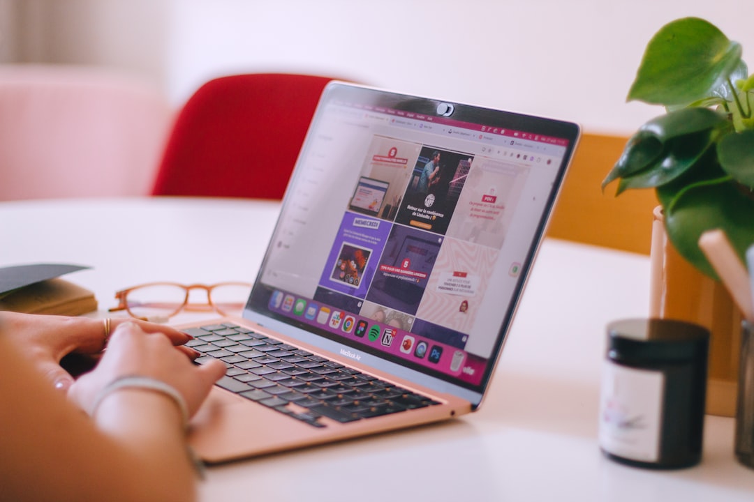 Getting your first 100 customers without ads